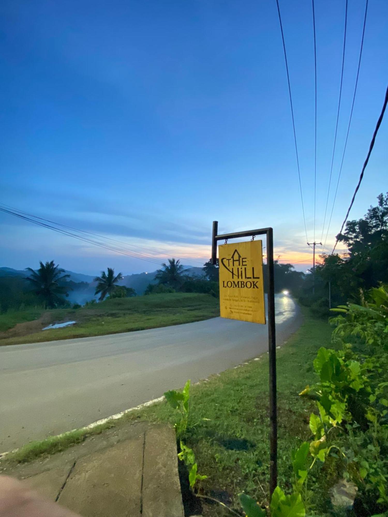 Hotel The Hill View Lombok Kuta  Exterior foto