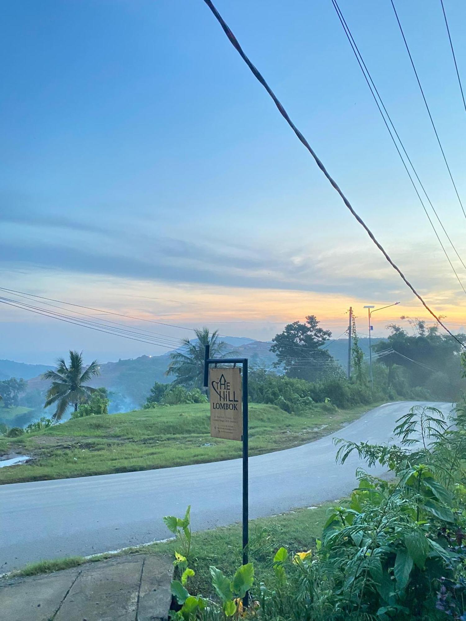 Hotel The Hill View Lombok Kuta  Exterior foto